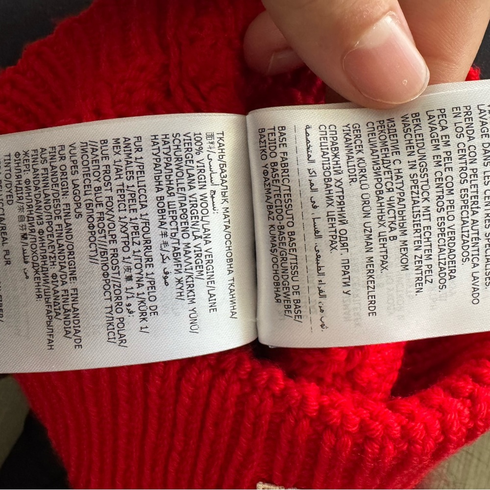 Moncler Red Beam Hat Fur - Picture 5 of 5